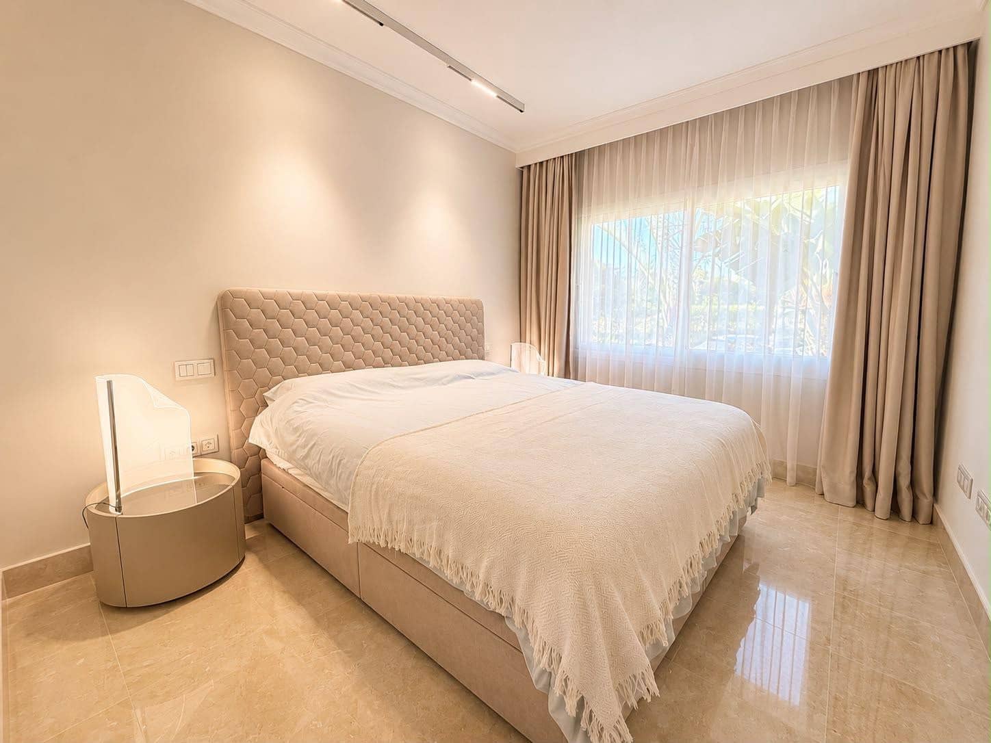 3 soveværelse Lejlighed til leje i San Pedro de Alcantara med swimmingpool garage - € 6.000 (Ref: 10048666)