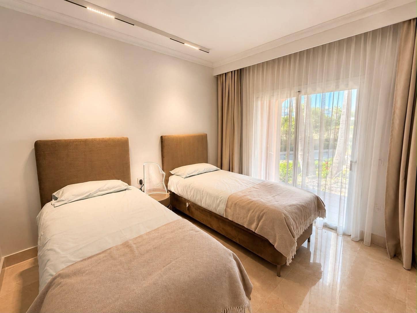 3 soveværelse Lejlighed til leje i San Pedro de Alcantara med swimmingpool garage - € 6.000 (Ref: 10048666)