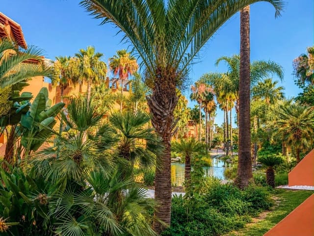 3 sypialnia Apartament do wynajęcia w Nueva Alcántara, Marbella z basenem garażem - 6 000 € (Ref: 10048666)