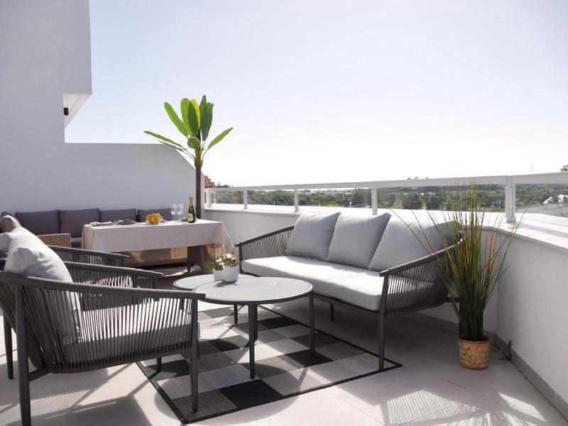 Appartement de 2 chambres à louer à New Golden Mile avec piscine garage - 2 800 € (Ref: 10054593)