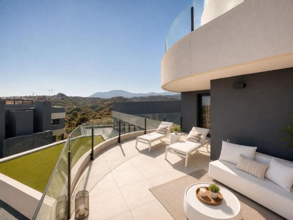 3 soveværelse Lejlighed til leje i Estepona med swimmingpool garage - € 3.300 (Ref: 10057935)