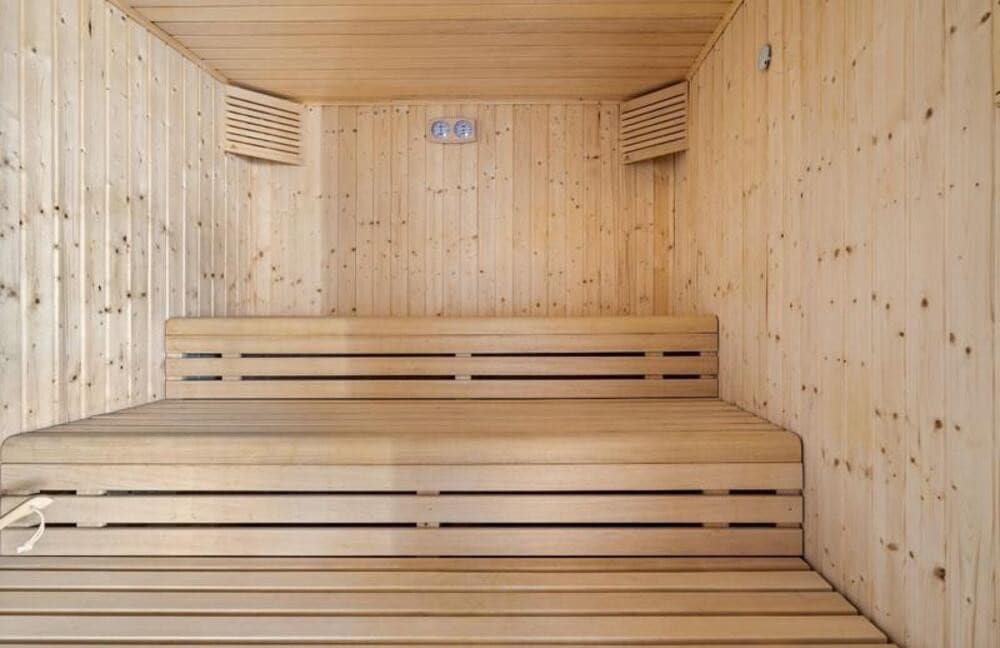 3 soveværelse Lejlighed til leje i Estepona med swimmingpool garage - € 3.300 (Ref: 10057935)