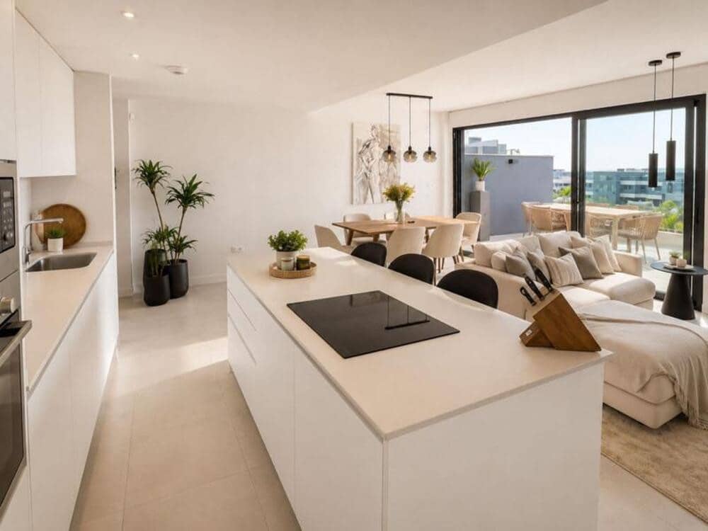 3 soveværelse Lejlighed til leje i Estepona med swimmingpool garage - € 3.300 (Ref: 10057935)