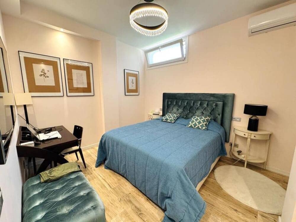 5 soveværelse Villa til leje i New Golden Mile med swimmingpool garage - € 4.500 (Ref: 10057936)