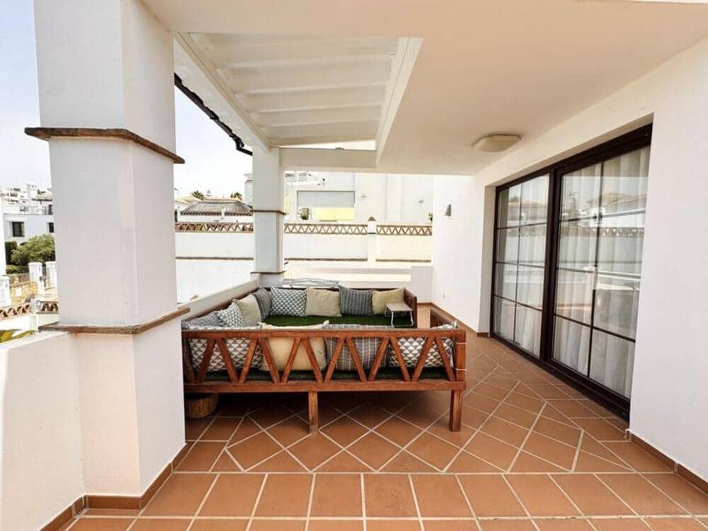 5 soveværelse Villa til leje i New Golden Mile med swimmingpool garage - € 4.500 (Ref: 10057936)