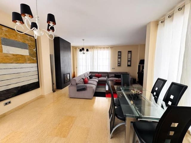 5 soveværelse Villa til leje i La Concha - Resina Golf, Estepona med swimmingpool garage - € 4.500 (Ref: 10057936)