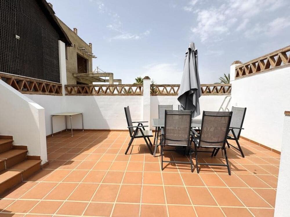 5 soveværelse Villa til leje i New Golden Mile med swimmingpool garage - € 4.500 (Ref: 10057936)