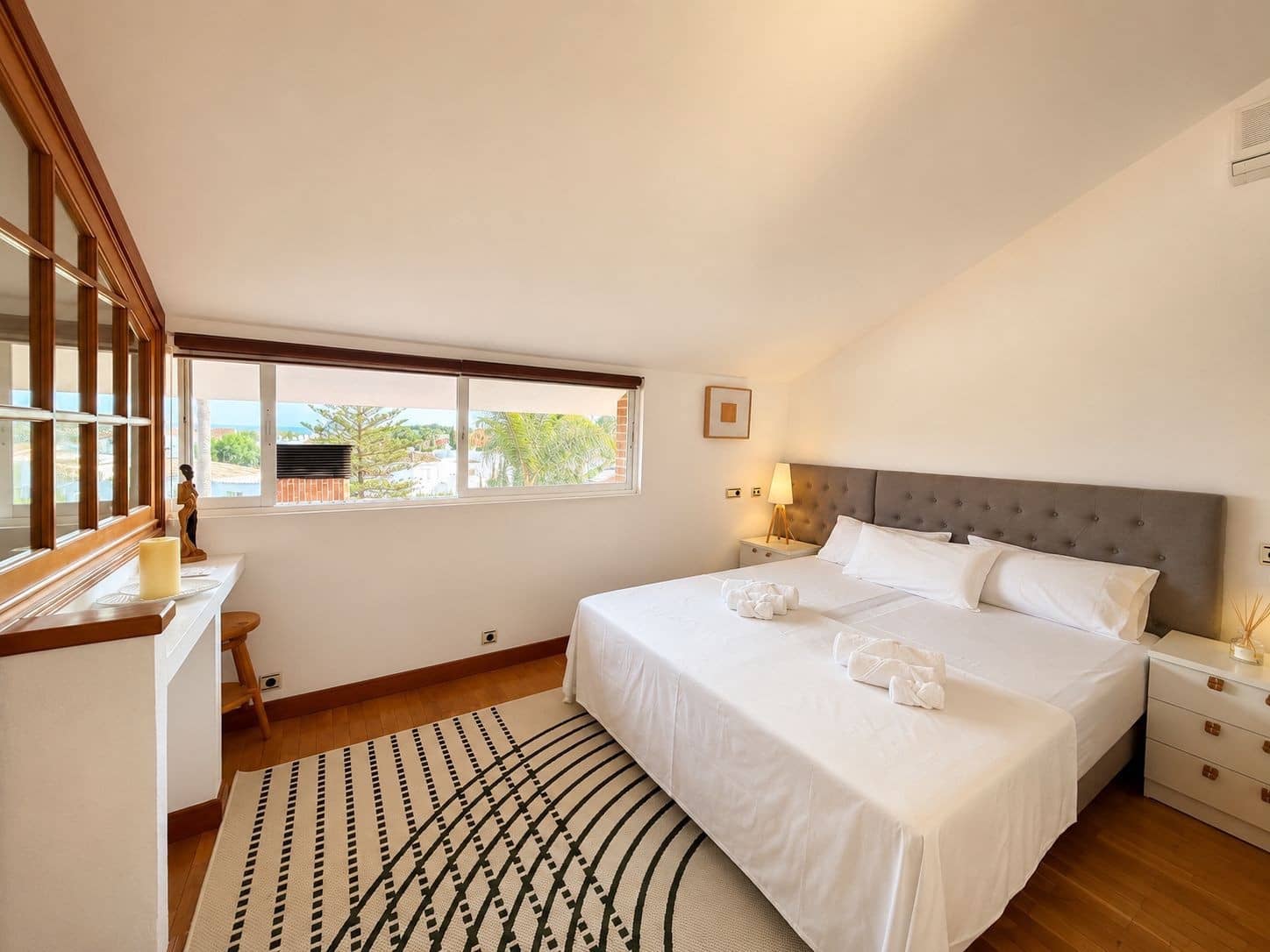 Chalet de 8 habitaciones en Benahavís en venta con piscina garaje - 2.500.000 € (Ref: 10057937)