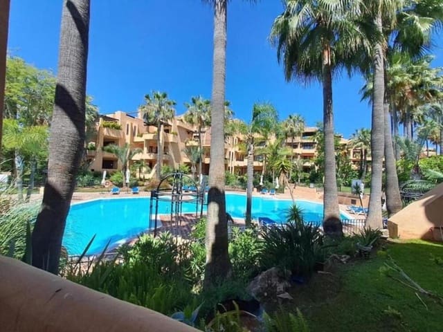 2 Zimmer Apartment zu vermieten in Nueva Alcántara, Marbella mit Pool Garage - 3.500 € (Ref: 10057938)