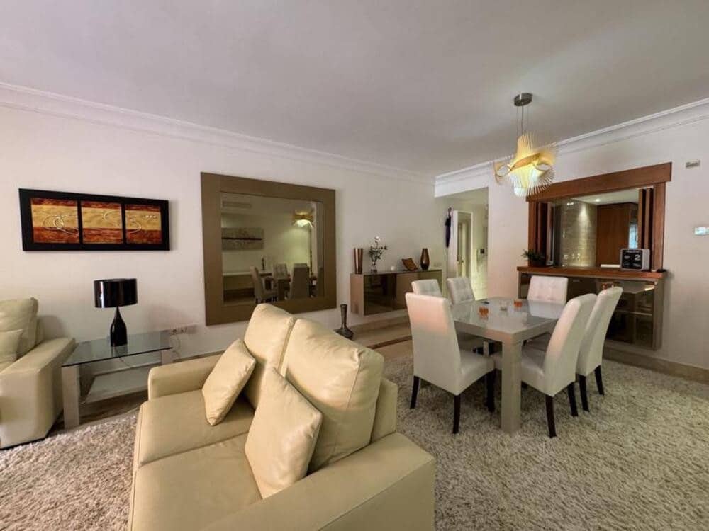 2 Zimmer Apartment zu vermieten in San Pedro de Alcantara mit Pool Garage - 3.500 € (Ref: 10057938)