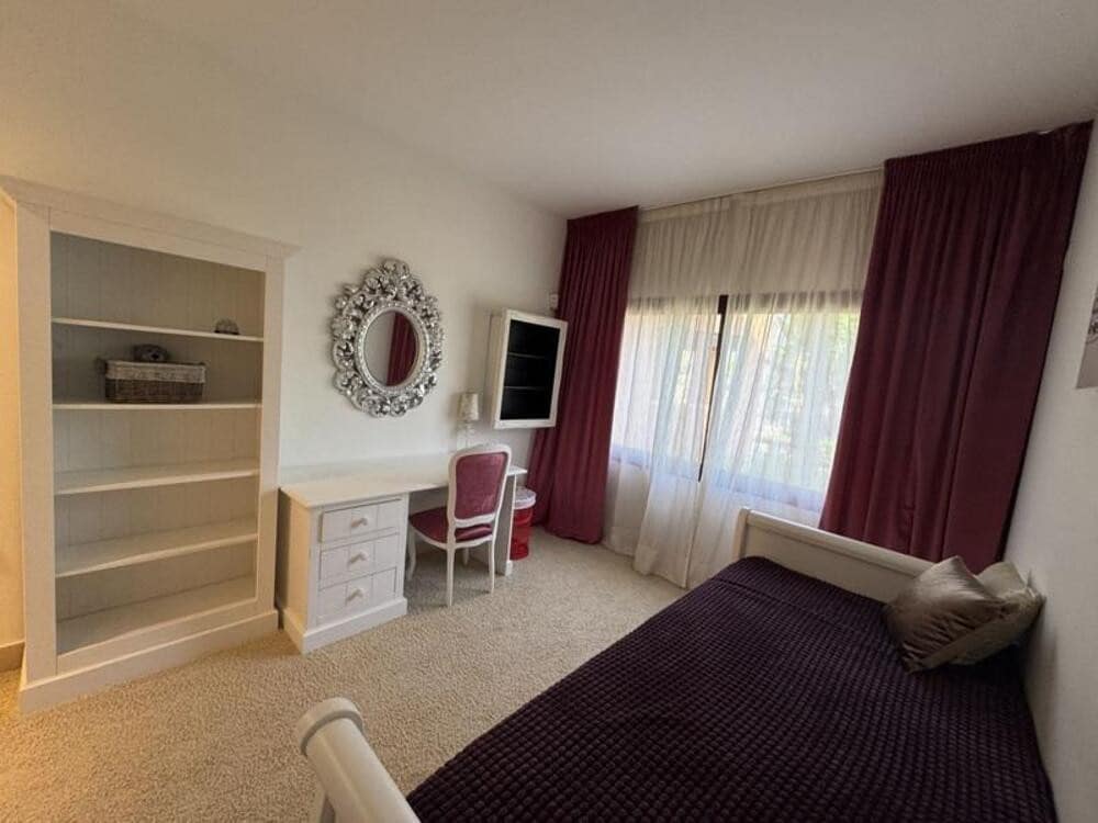 2 Zimmer Apartment zu vermieten in San Pedro de Alcantara mit Pool Garage - 3.500 € (Ref: 10057938)