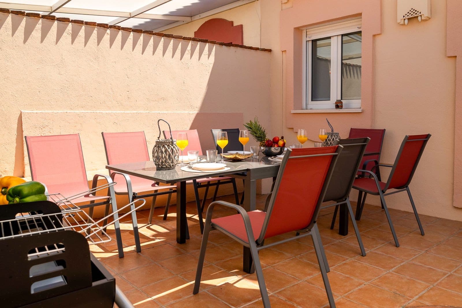 4 bedroom Semi-detached Villa for sale in Marbella with pool garage - € 740,000 (Ref: 10057939)