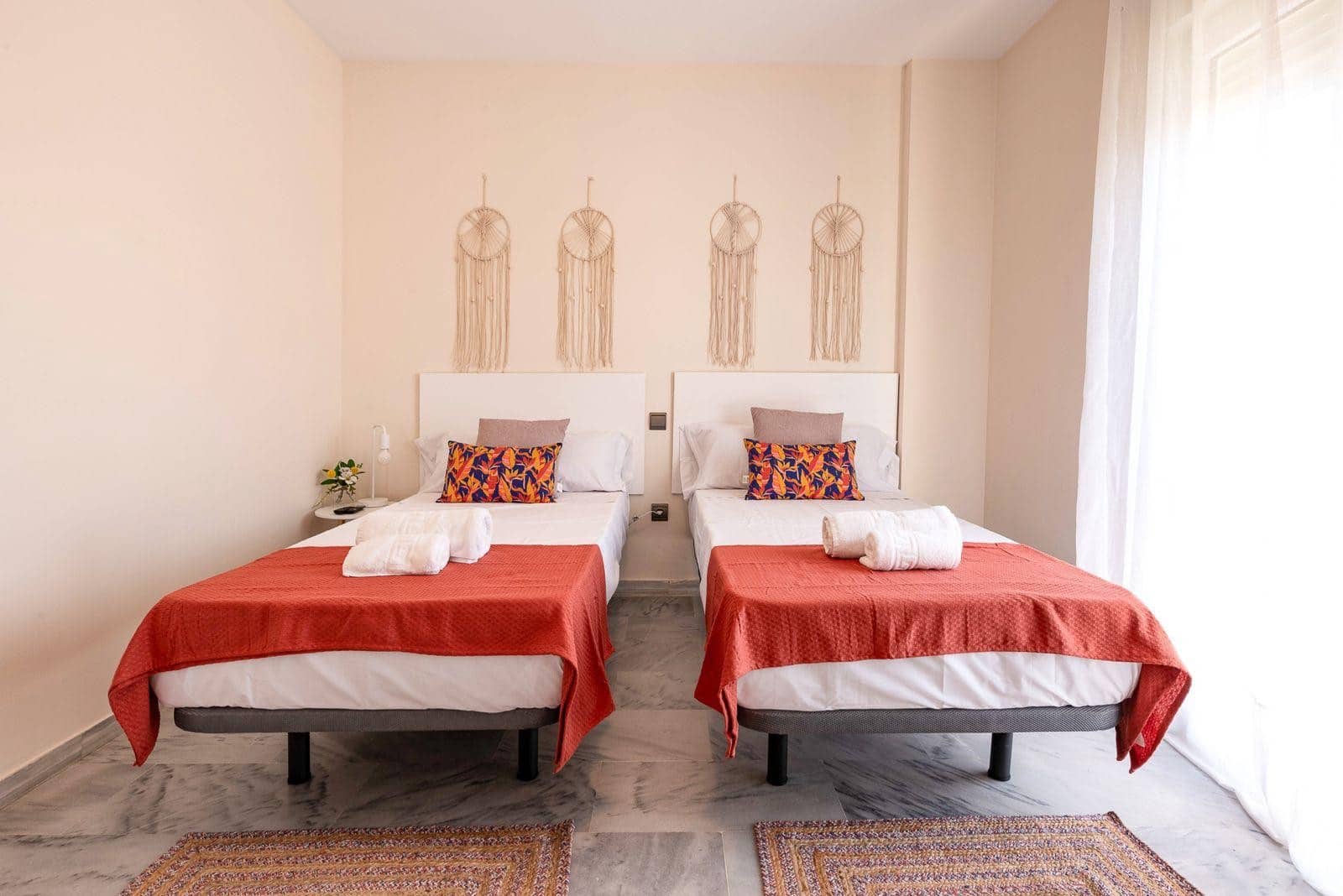 4 bedroom Semi-detached Villa for sale in Marbella with pool garage - € 740,000 (Ref: 10057939)