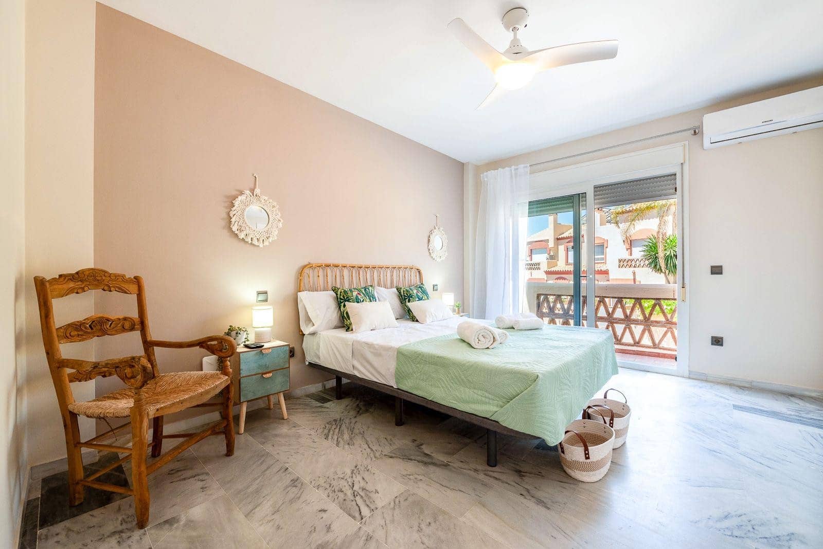 4 bedroom Semi-detached Villa for sale in Marbella with pool garage - € 740,000 (Ref: 10057939)