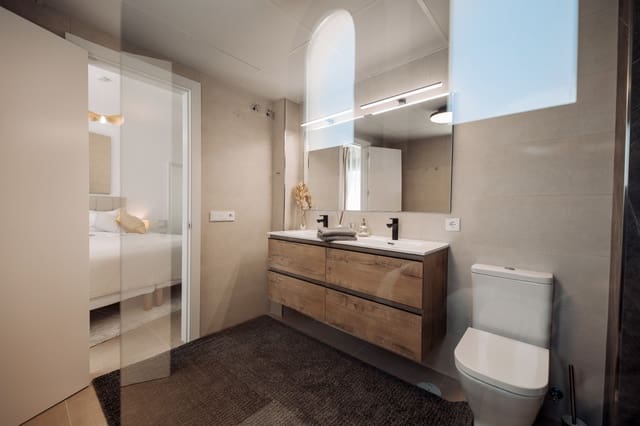 3 quarto Casa em Banda para venda em El Paraiso, Estepona com piscina garagem - 560 000 € (Ref: 10061174)