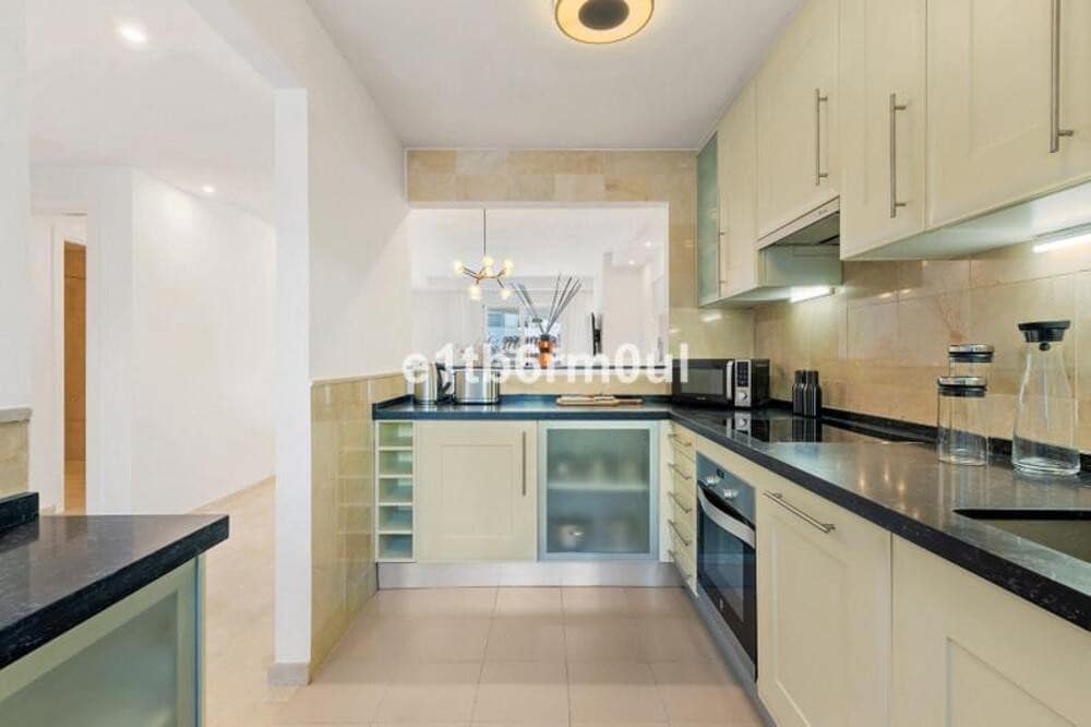 2 Zimmer Apartment zu verkaufen in Marbella mit Pool Garage - 595.000 € (Ref: 10061175)