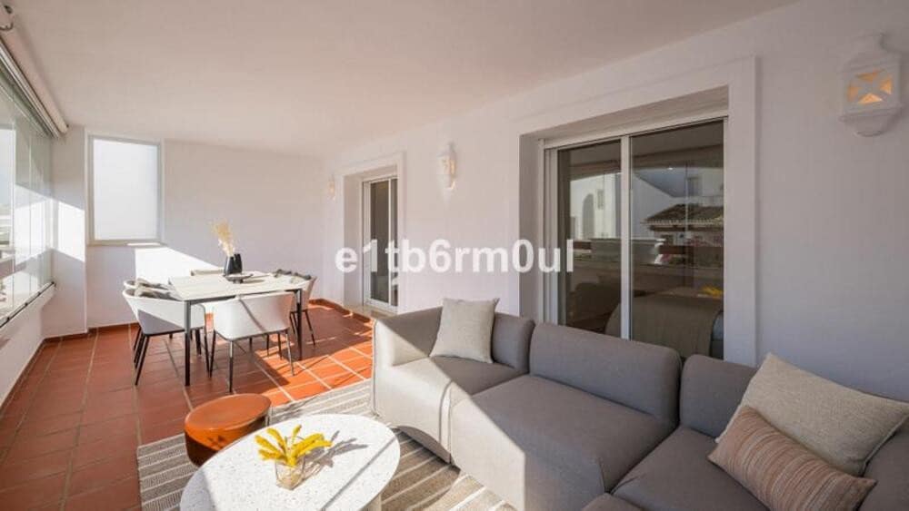 2 Zimmer Apartment zu verkaufen in Marbella mit Pool Garage - 595.000 € (Ref: 10061175)