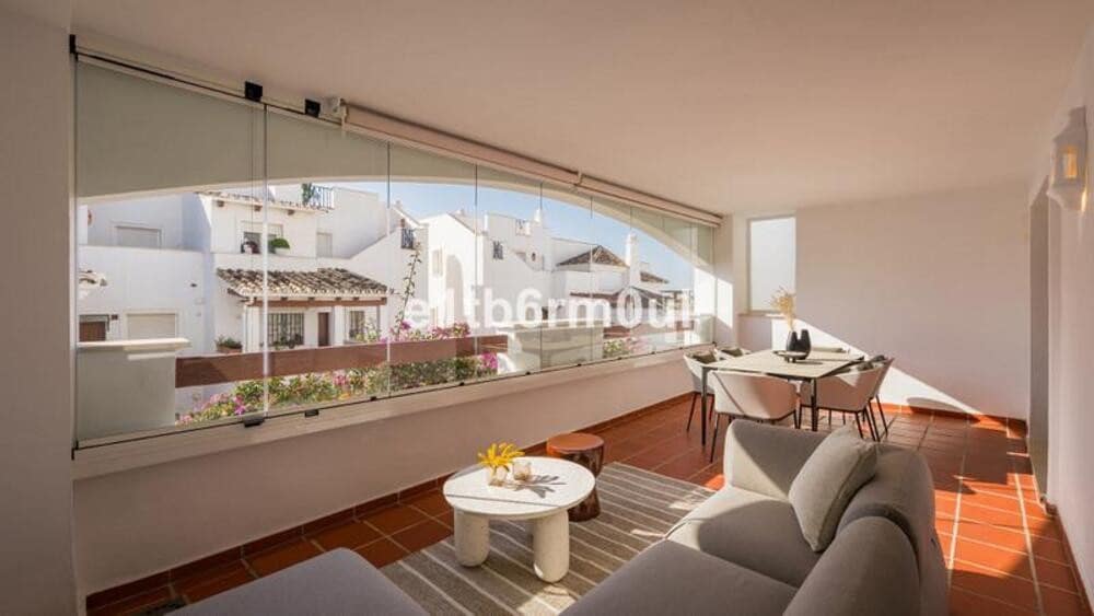 2 Zimmer Apartment zu verkaufen in Marbella mit Pool Garage - 595.000 € (Ref: 10061175)