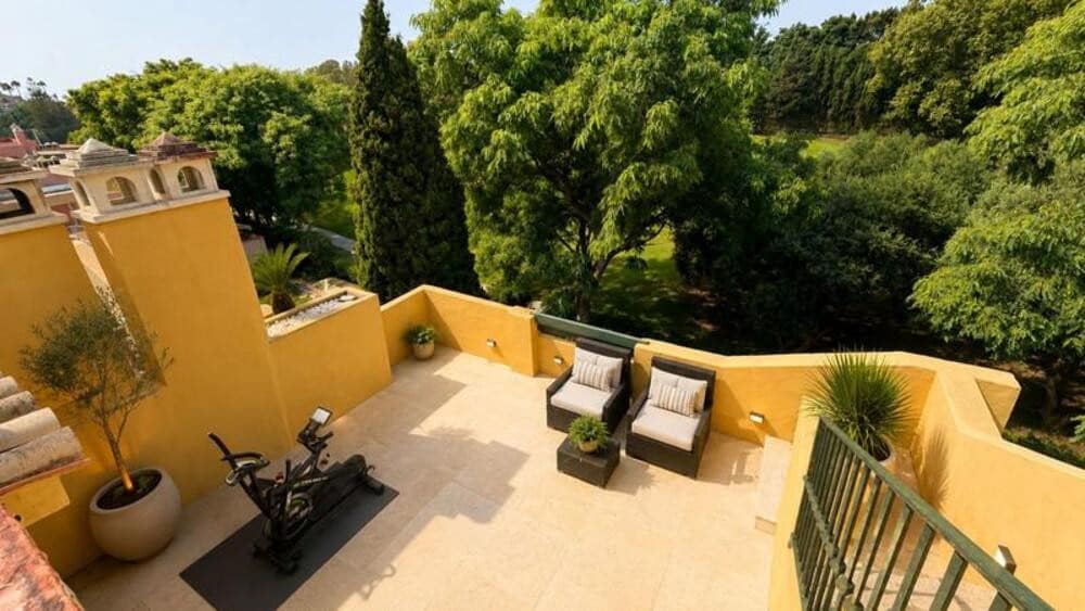 3 sypialnia Penthouse na sprzedaż w Guadalmina z basenem garażem - 850 000 € (Ref: 10061178)