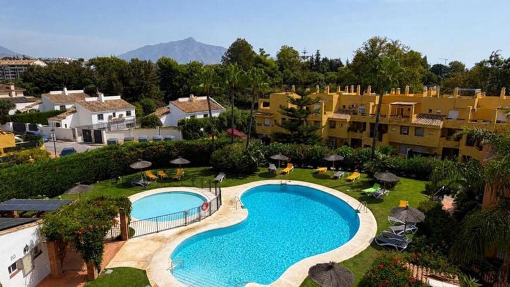 3 Zimmer Penthouse zu vermieten in Guadalmina mit Pool Garage - 3.500 € (Ref: 10061179)