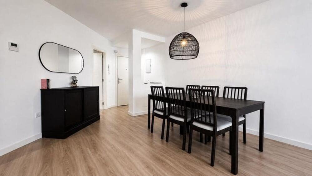 2 Zimmer Apartment zu vermieten in Marbella mit Pool Garage - 2.300 € (Ref: 10061180)