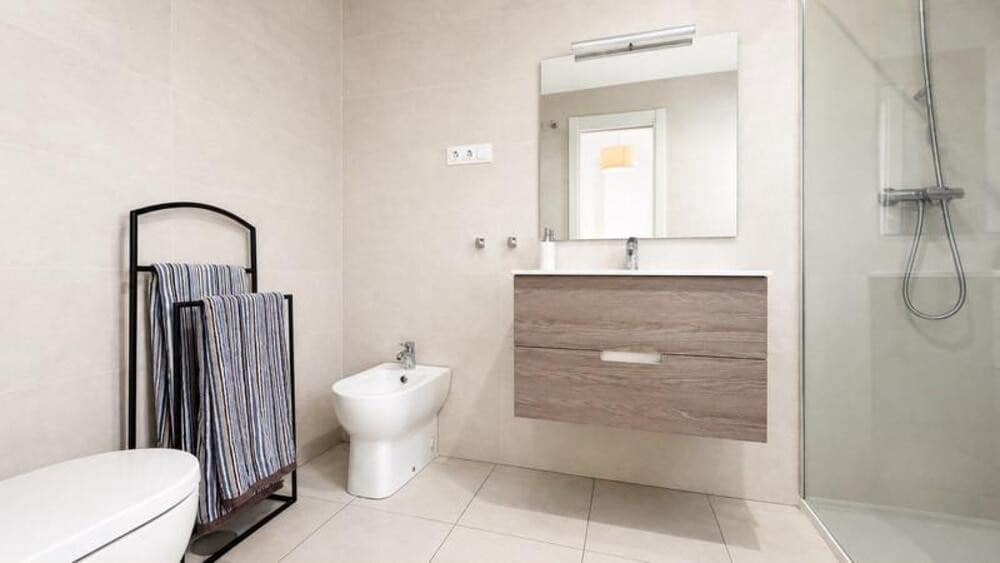 2 Zimmer Apartment zu vermieten in Marbella mit Pool Garage - 2.300 € (Ref: 10061180)