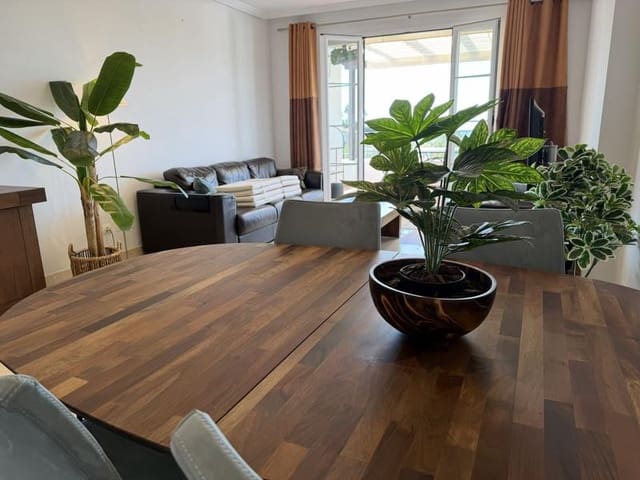 3 Zimmer Apartment zu vermieten in Benahavís pueblo, Benahavís mit Pool Garage - 2.300 € (Ref: 10063705)