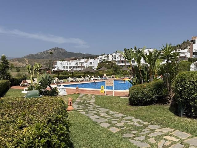 3 sovrum Lägenhet att hyra i Benahavís pueblo, Benahavís med pool garage - 2 300 € (Ref: 10063705)
