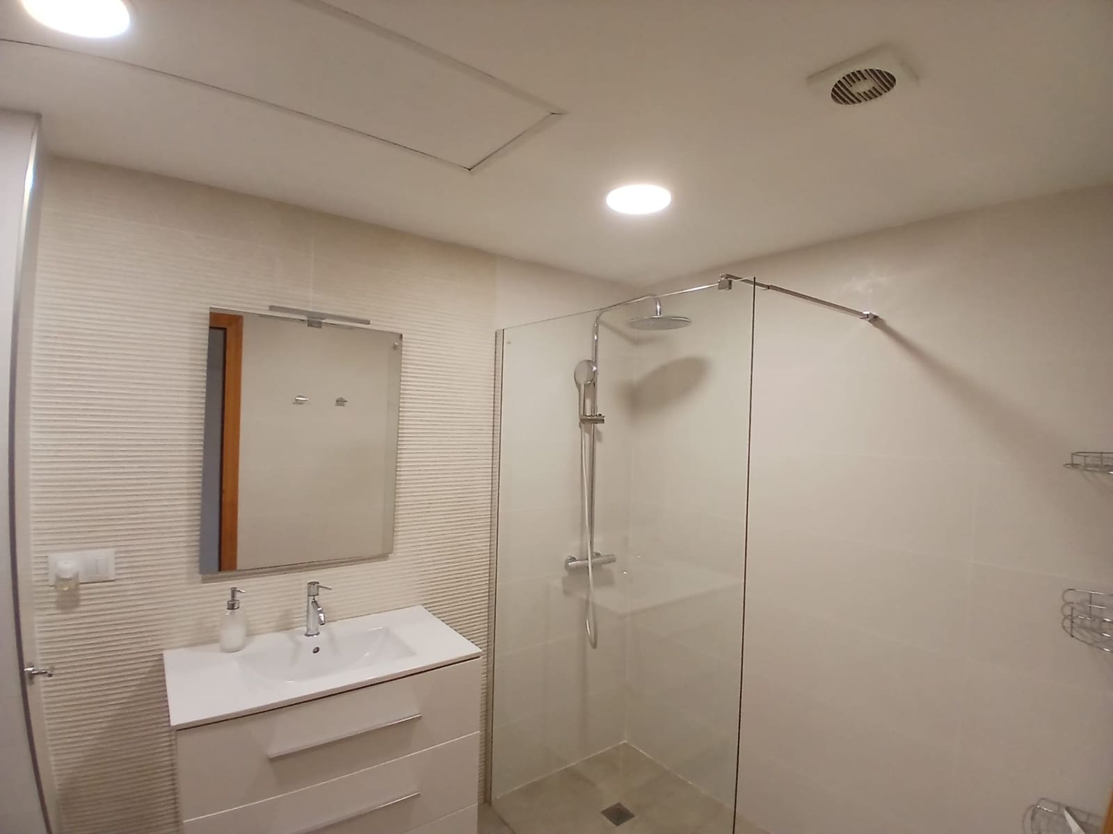 2 camera da letto Appartamento da affittare in Guadalmina con piscina garage - 2.050 € (Rif: 10067137)