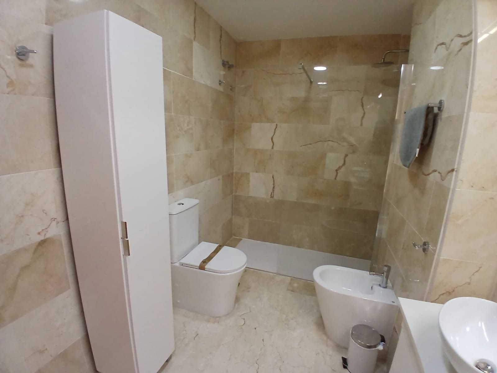 2 camera da letto Appartamento da affittare in Guadalmina con piscina garage - 2.050 € (Rif: 10067137)
