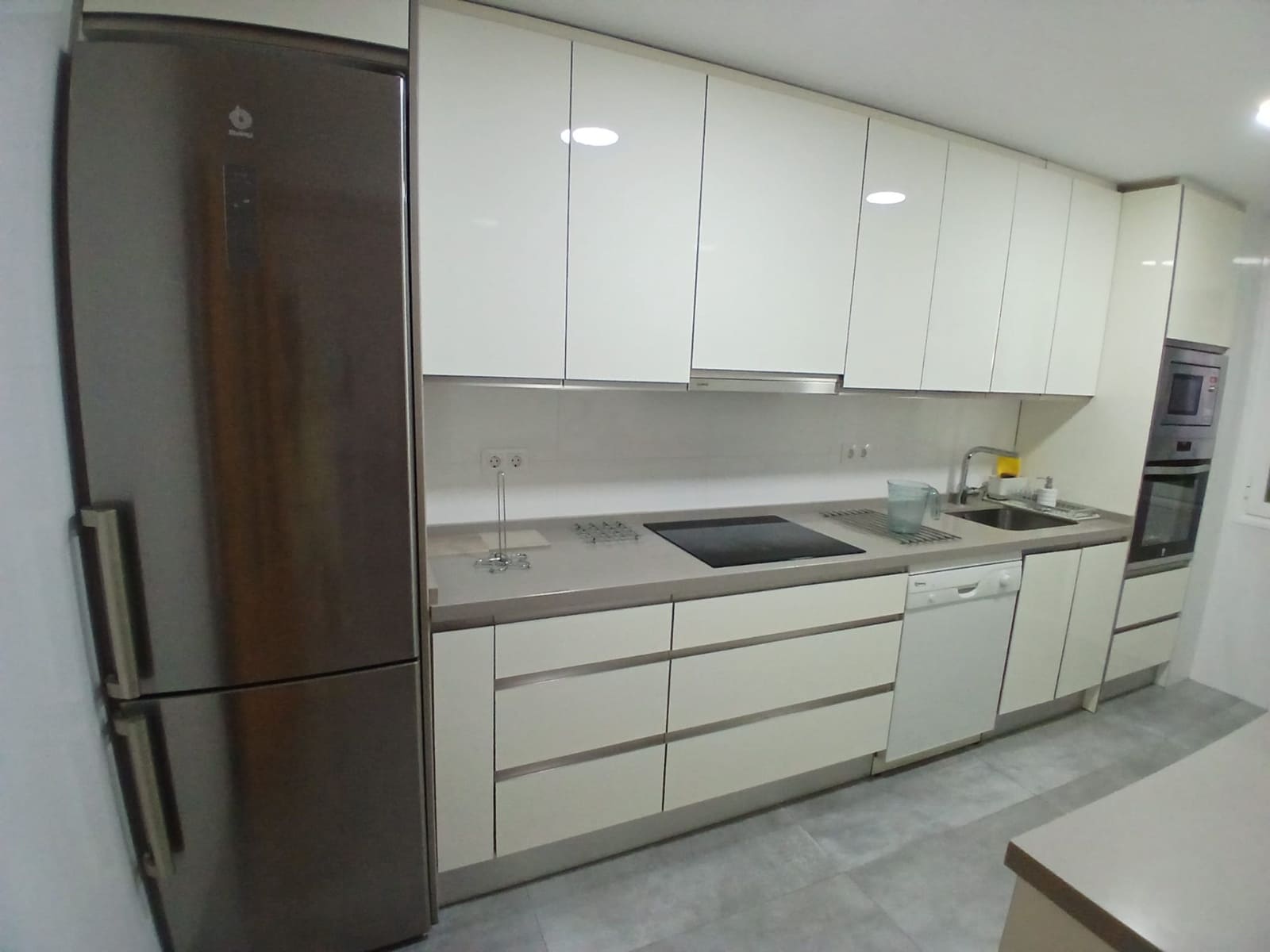 2 camera da letto Appartamento da affittare in Guadalmina con piscina garage - 2.050 € (Rif: 10067137)