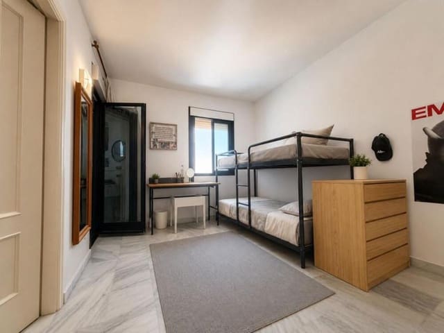 Casa de 4 habitaciones en Bel-Air, Estepona en venta con piscina - 550.000 € (Ref: 10074856)
