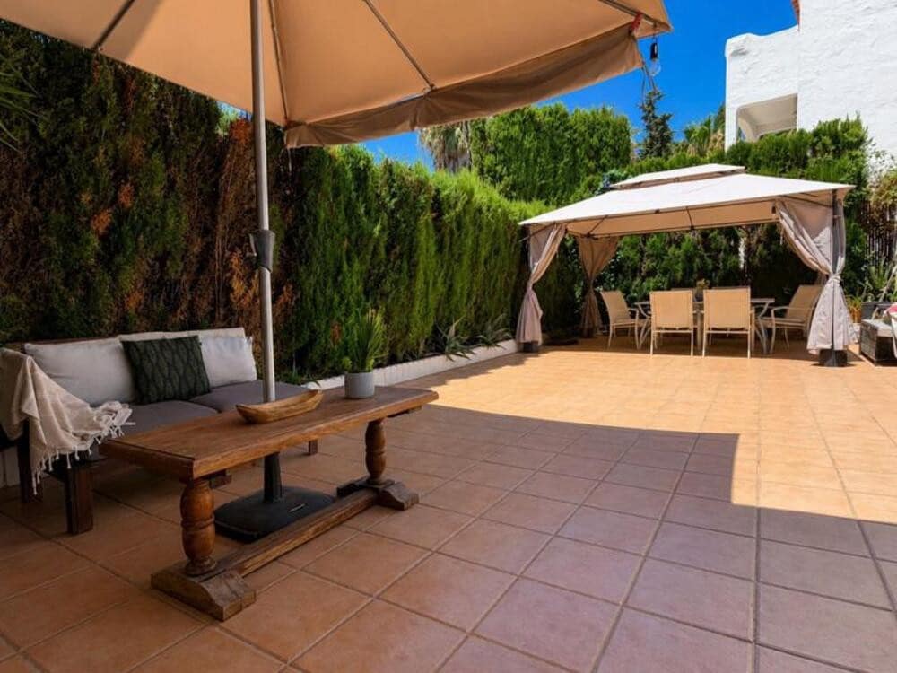 Casa de 4 habitaciones en Bel-Air en venta con piscina - 550.000 € (Ref: 10074856)