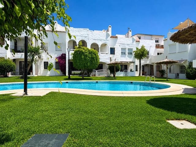 Casa de 4 habitaciones en Bel-Air, Estepona en venta con piscina - 550.000 € (Ref: 10074856)