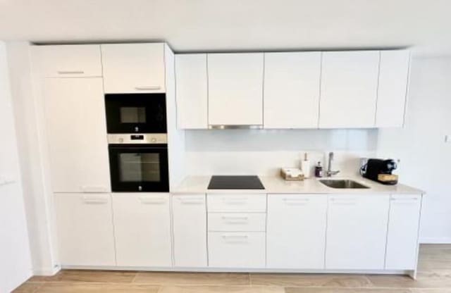 3 sypialnia Apartament do wynajęcia w Rodeo Alto - Guadaiza - La Campana, Marbella z basenem garażem - 2 500 € (Ref: 10074857)