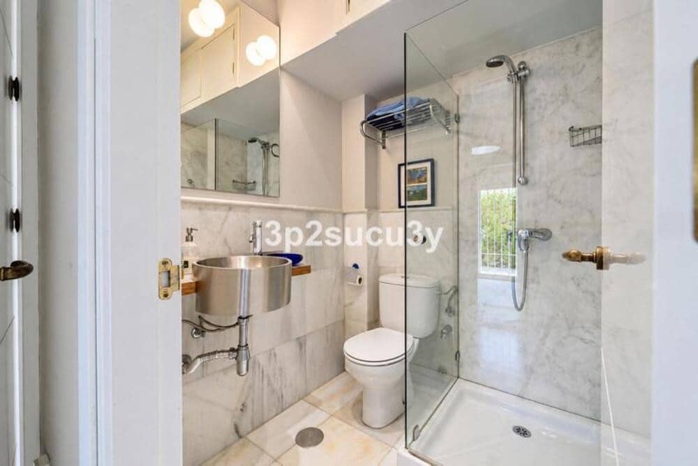 5 bedroom Villa for rent in Guadalmina with pool garage - € 8,500 (Ref: 10077543)