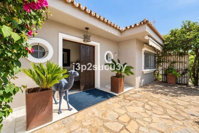 5 quarto Moradia para arrendar em Guadalmina Baja, Marbella com piscina garagem - 8 500 € (Ref: 10077543)