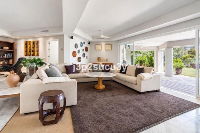 5 quarto Moradia para arrendar em Guadalmina Baja, Marbella com piscina garagem - 8 500 € (Ref: 10077543)