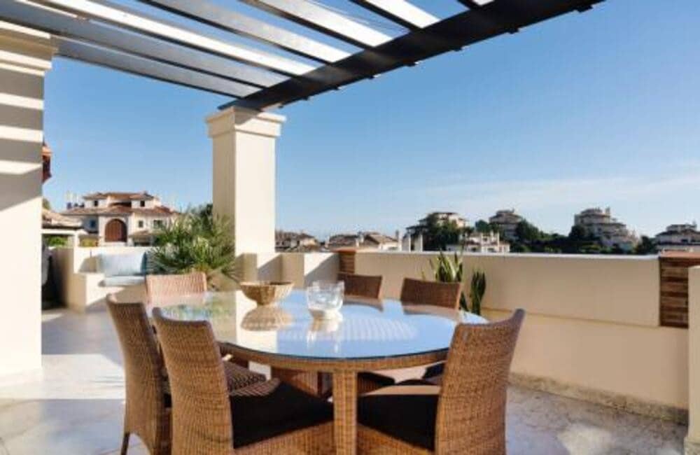 3 soveværelse Lejlighed til leje i Benahavis med swimmingpool garage - € 5.500 (Ref: 10077545)