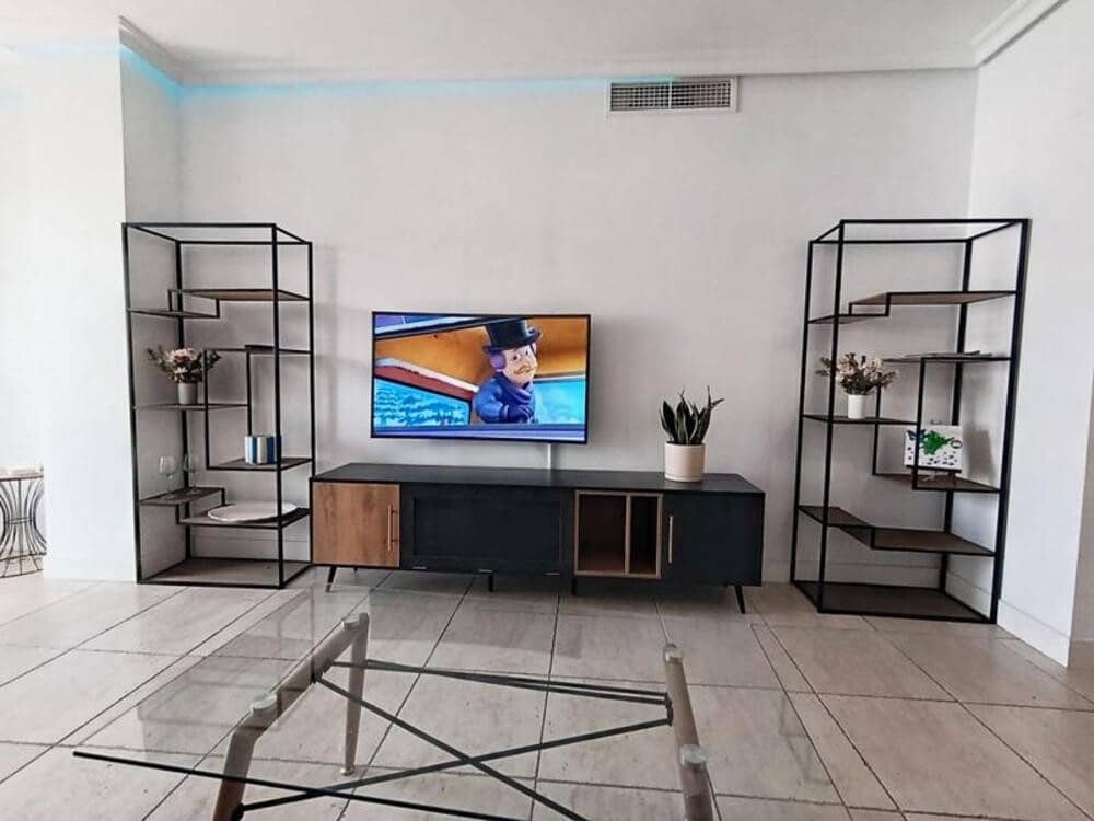 2 Zimmer Apartment zu vermieten in Estepona mit Pool Garage - 1.950 € (Ref: 10077546)