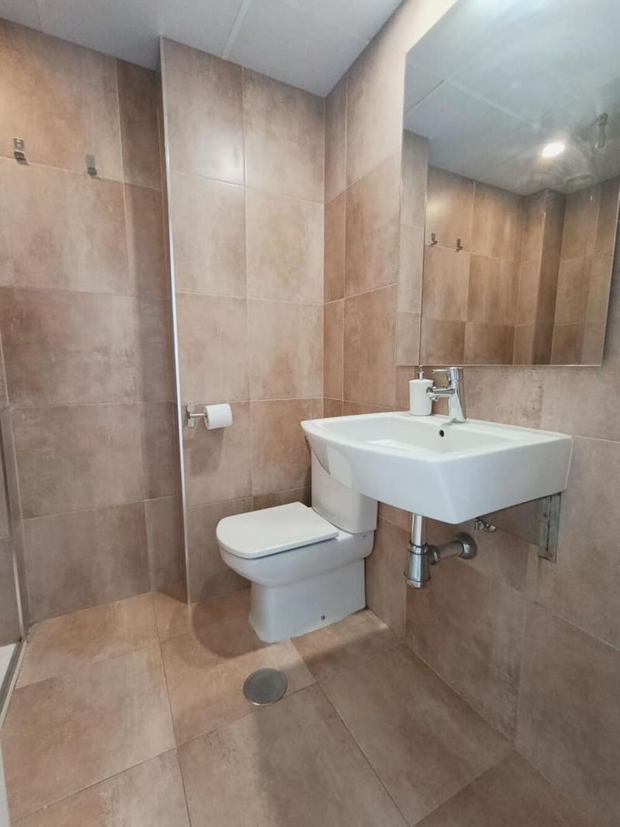 2 Zimmer Apartment zu vermieten in Estepona mit Pool Garage - 1.950 € (Ref: 10077546)