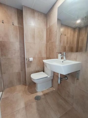 2 Zimmer Apartment zu vermieten in La Concha - Resina Golf, Estepona mit Pool Garage - 1.950 € (Ref: 10077546)