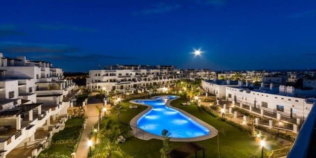 2 Zimmer Apartment zu vermieten in La Concha - Resina Golf, Estepona mit Pool Garage - 1.950 € (Ref: 10077546)