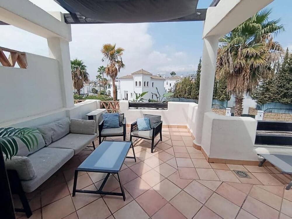 2 Zimmer Apartment zu vermieten in Estepona mit Pool Garage - 1.950 € (Ref: 10077546)