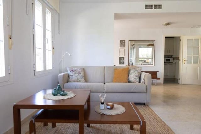 2 soveværelse Lejlighed til leje i Bahía de Marbella, Marbella med swimmingpool garage - € 2.150 (Ref: 10077550)