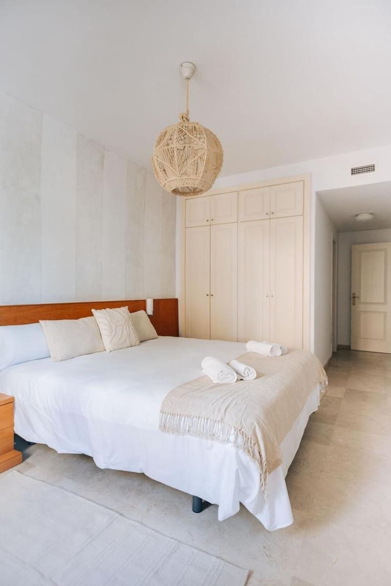 2 sovrum Lägenhet att hyra i Marbella med pool garage - 2 150 € (Ref: 10077550)