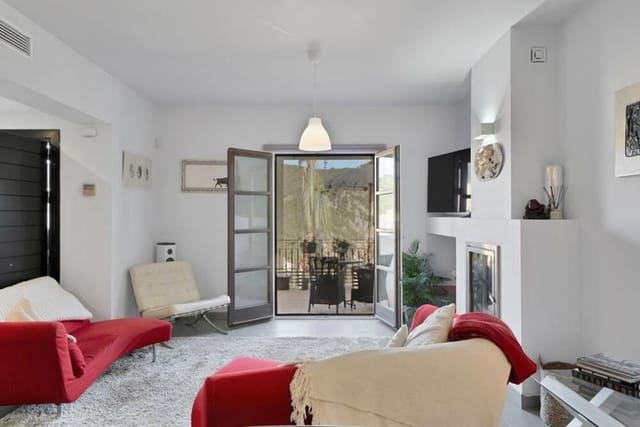 4 bedroom Townhouse for sale in Benahavís pueblo, Benahavís with pool garage - € 535,000 (Ref: 10080325)