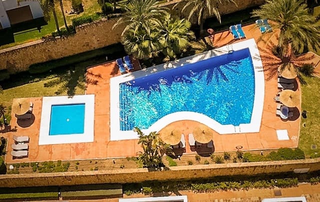 Casa de 2 habitaciones en Mijas Costa, Mijas en venta con piscina garaje - 389.000 € (Ref: 10080326)