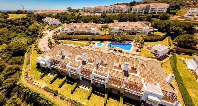 Casa de 2 habitaciones en Mijas Costa, Mijas en venta con piscina garaje - 389.000 € (Ref: 10080326)