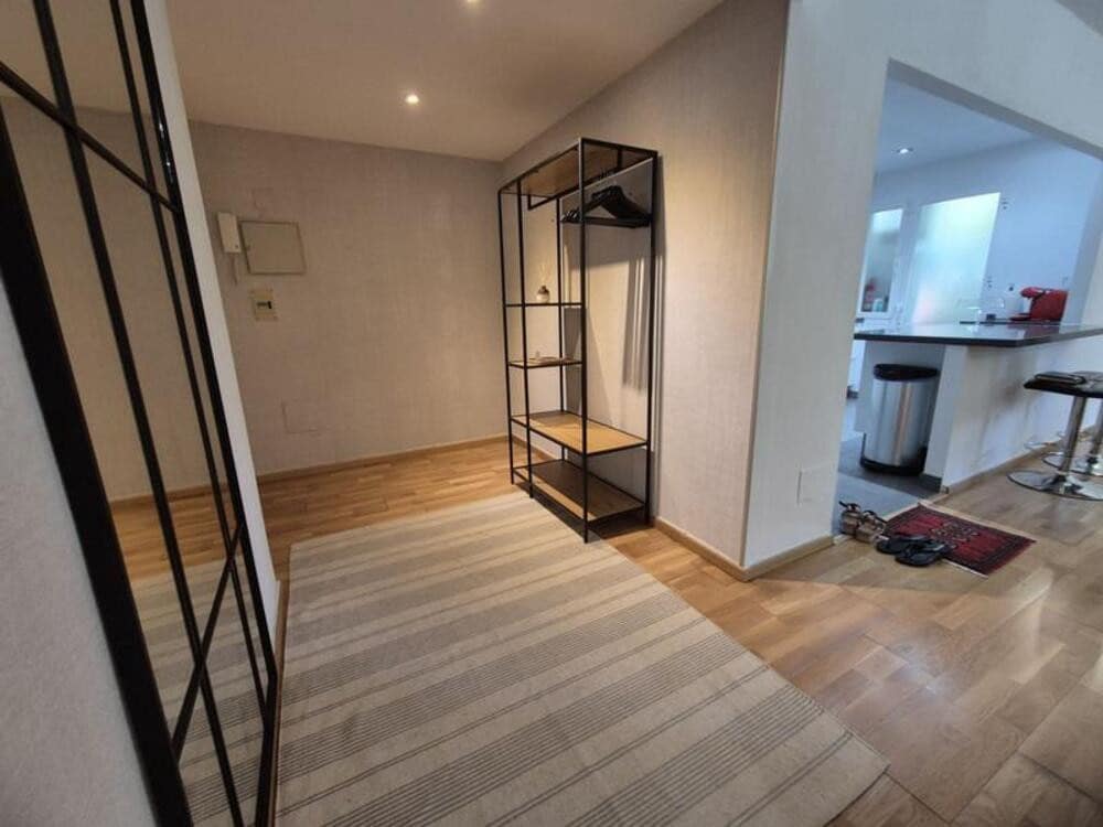 2 Zimmer Apartment zu vermieten in Marbella mit Pool - 2.400 € (Ref: 10080328)